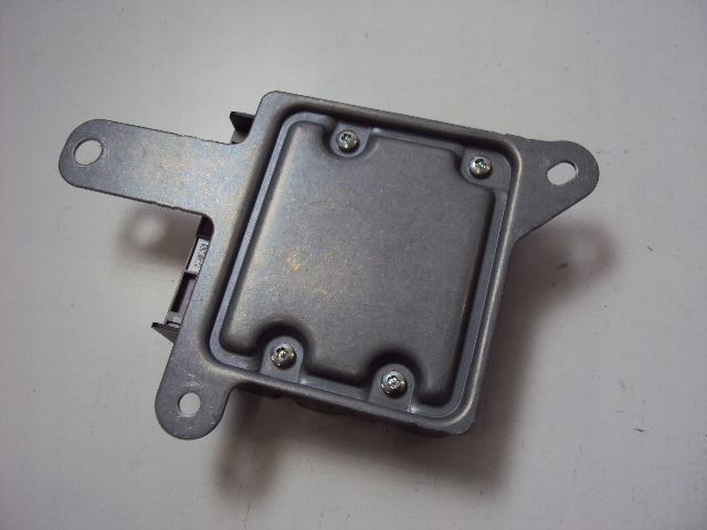 фото №3, Модуль датчик подушка безпеки renault clio iv 1.5 dci 12-