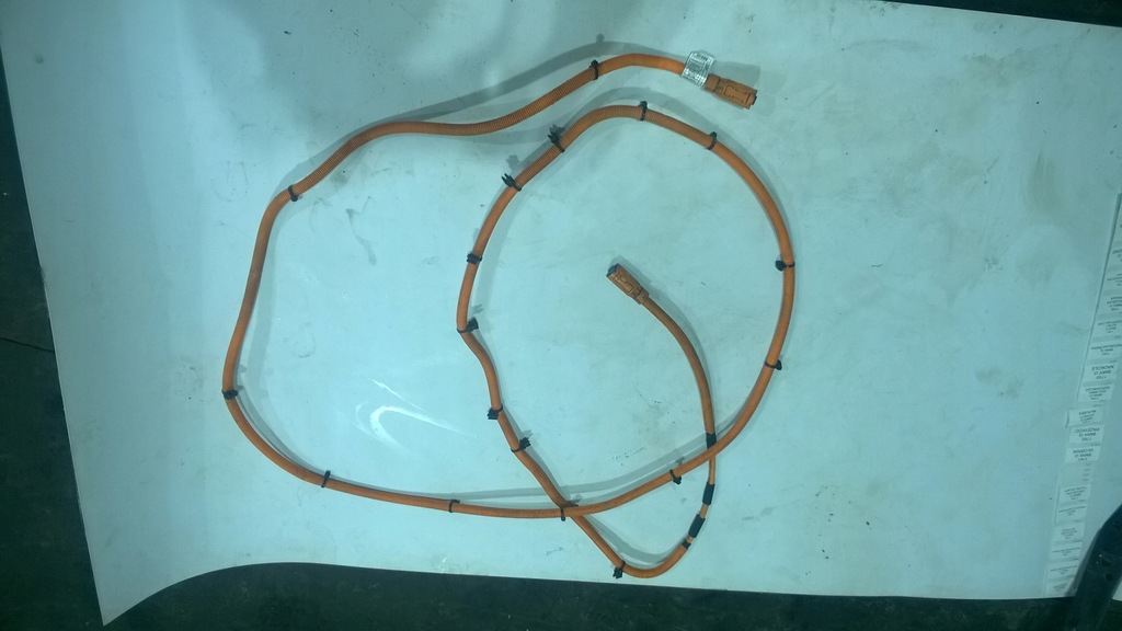 фото №1, Bmw i3 i01 - шланг жгут