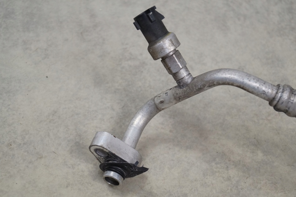 фото №2, Шланг трубка кондиционера jeep patriot 06-11 2.4