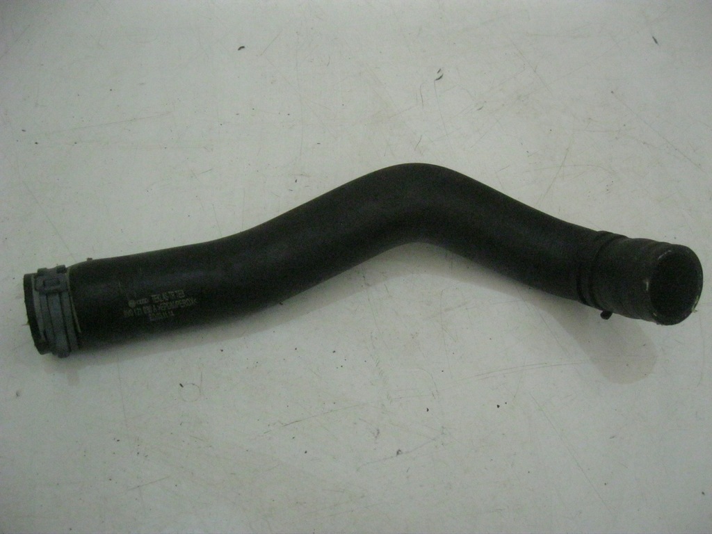 фото №1, Audi s3 a3 8v 2.5 tfsi wąż трубка wody 8v0121030a