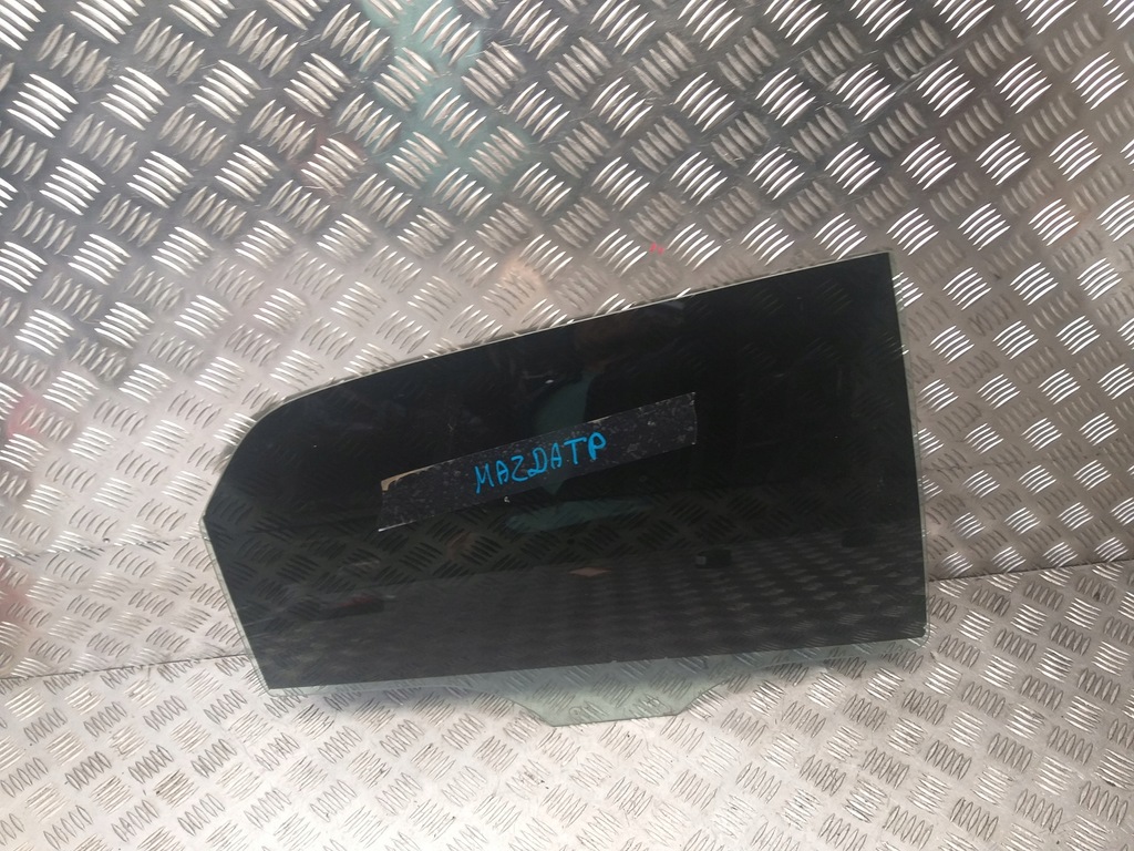 фото №1, Скло правий задня права задня mazda 2 ii