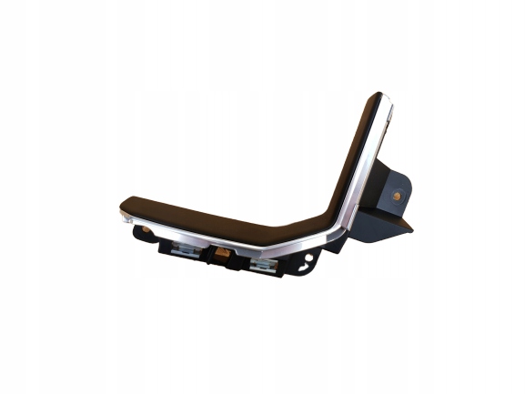 фото №1, Touareg iii 18- захист заглушка консолі 761857053