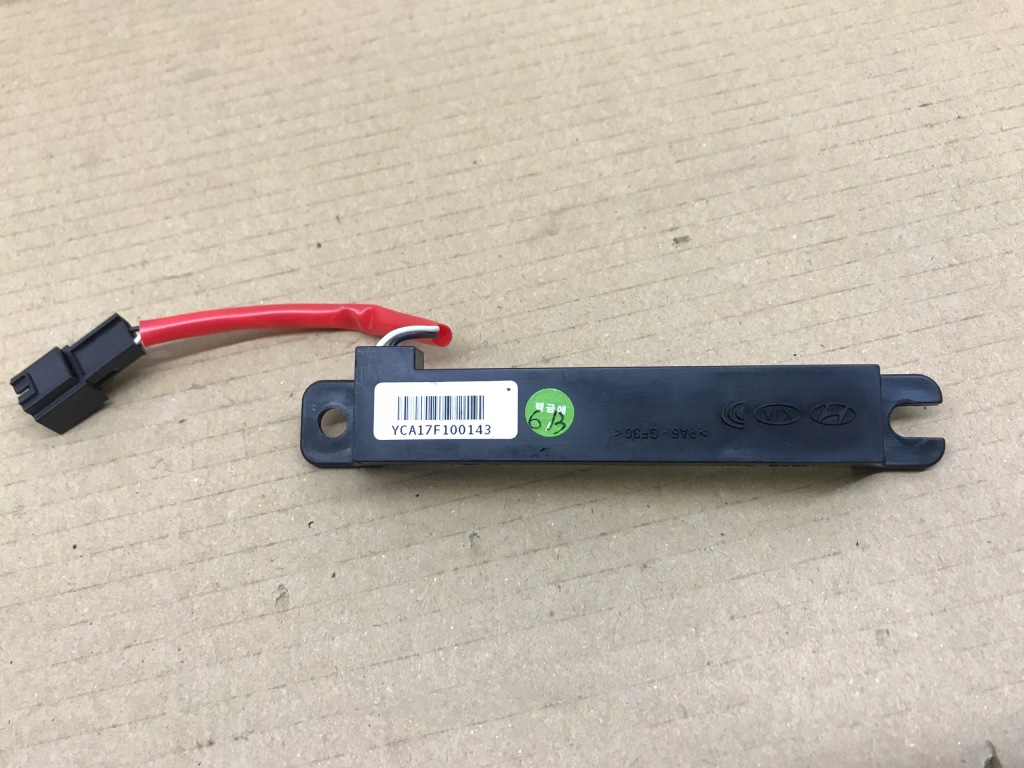 фото №1, Hyundai i30 iii усилитель антенны