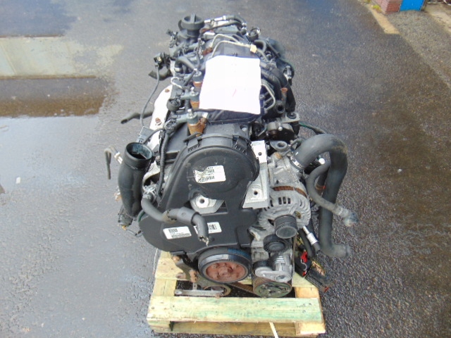 фото №1, Volvo двигун kompletny d5244t8