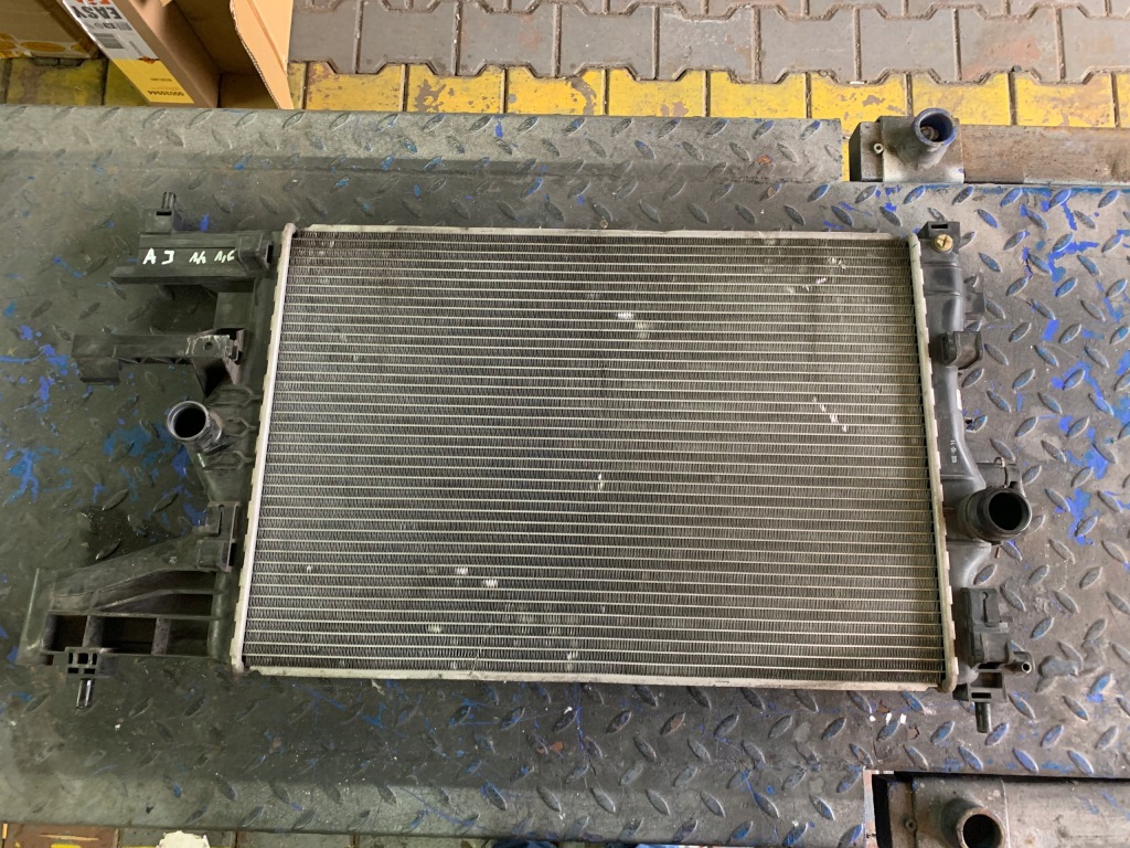 Купить Радиатор воды opel astra iv j