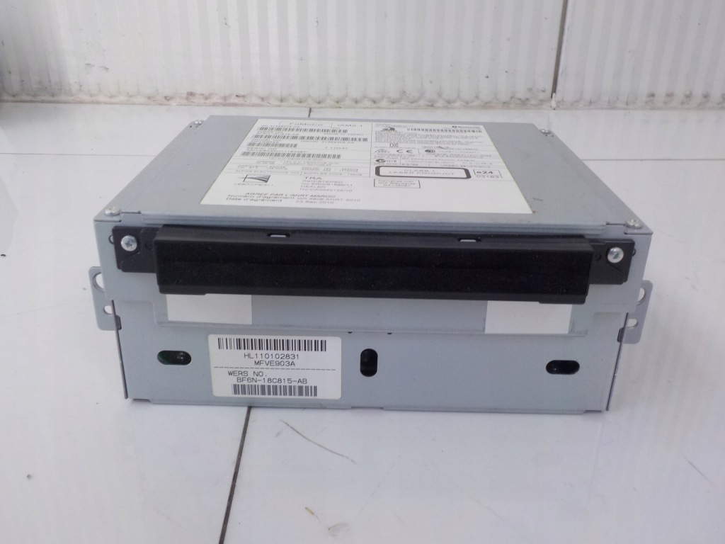 фото №1, Volvo v60 радіо модуль iam cd aux usb 31358279