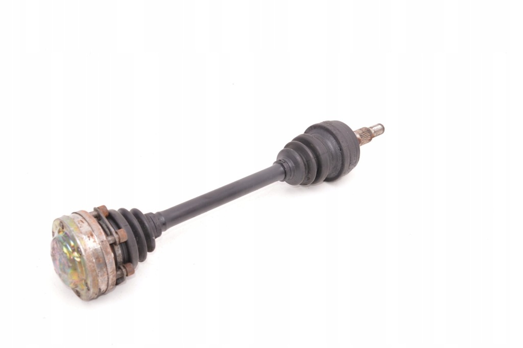 фото №2, Porsche 911 3.2 приводной вал задняя 91133203005