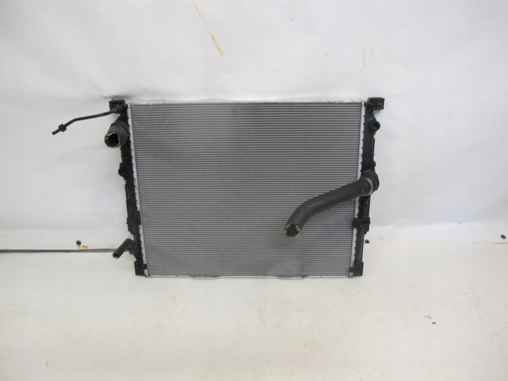 Купити Радіатор води bmw g30 g31 8650745