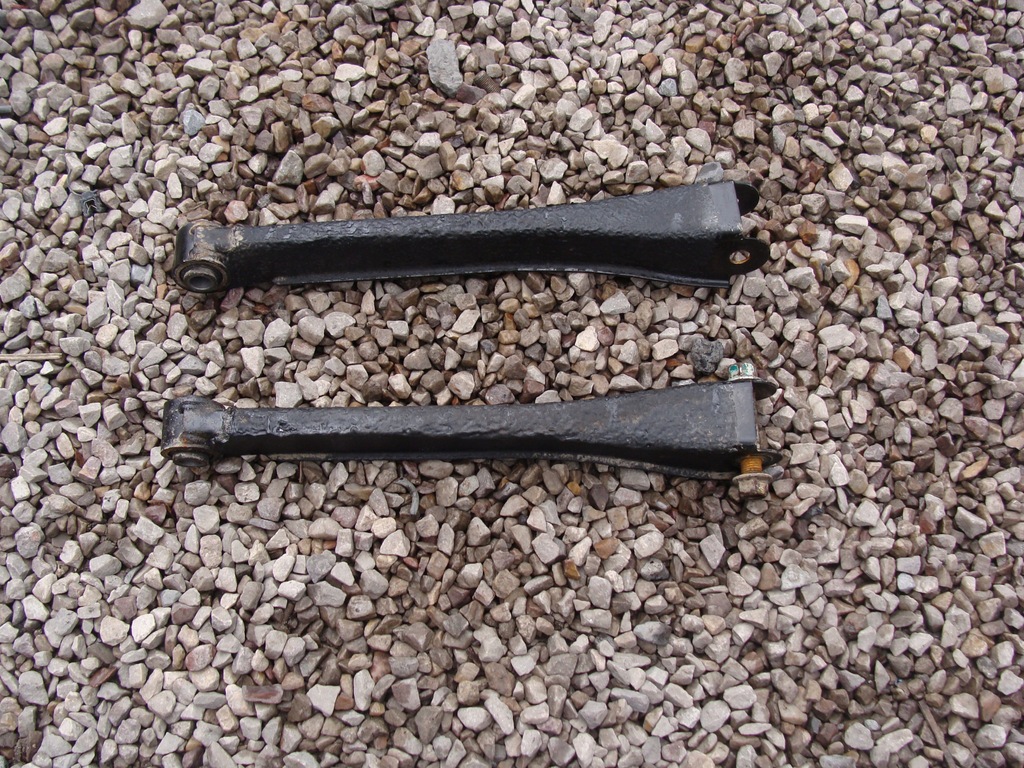 фото №1, Рычаг правый задняя tucson i sportage iii !!!