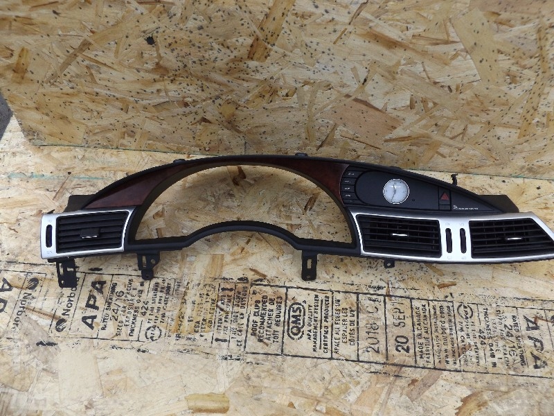 фото №1, Рамка спидометра chrysler pacifica радио dvd