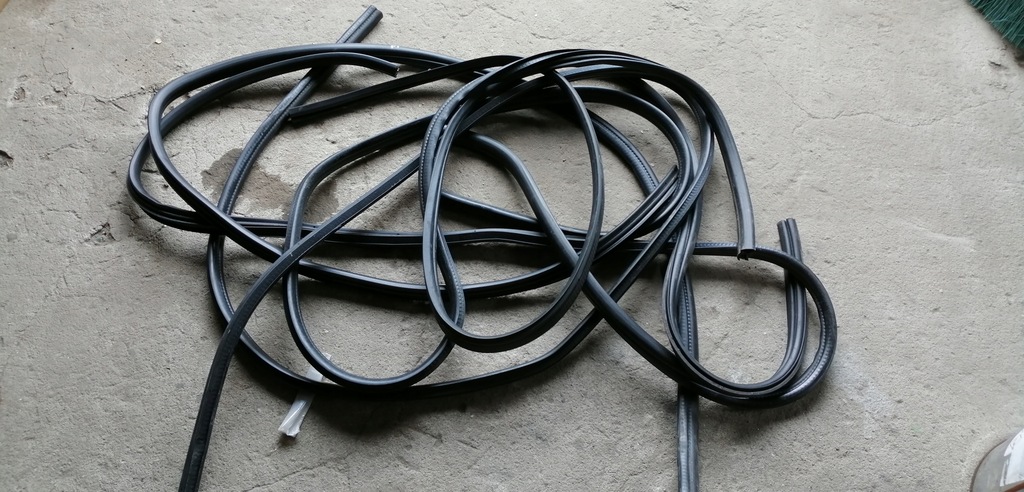 фото №1, Mitsubishi colt 04-12 прокладка двері lp lt pp pt