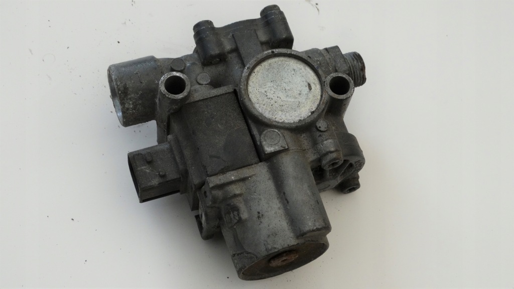 Купить Клапан модулятор abs перед daf xf 106 euro6 1808335