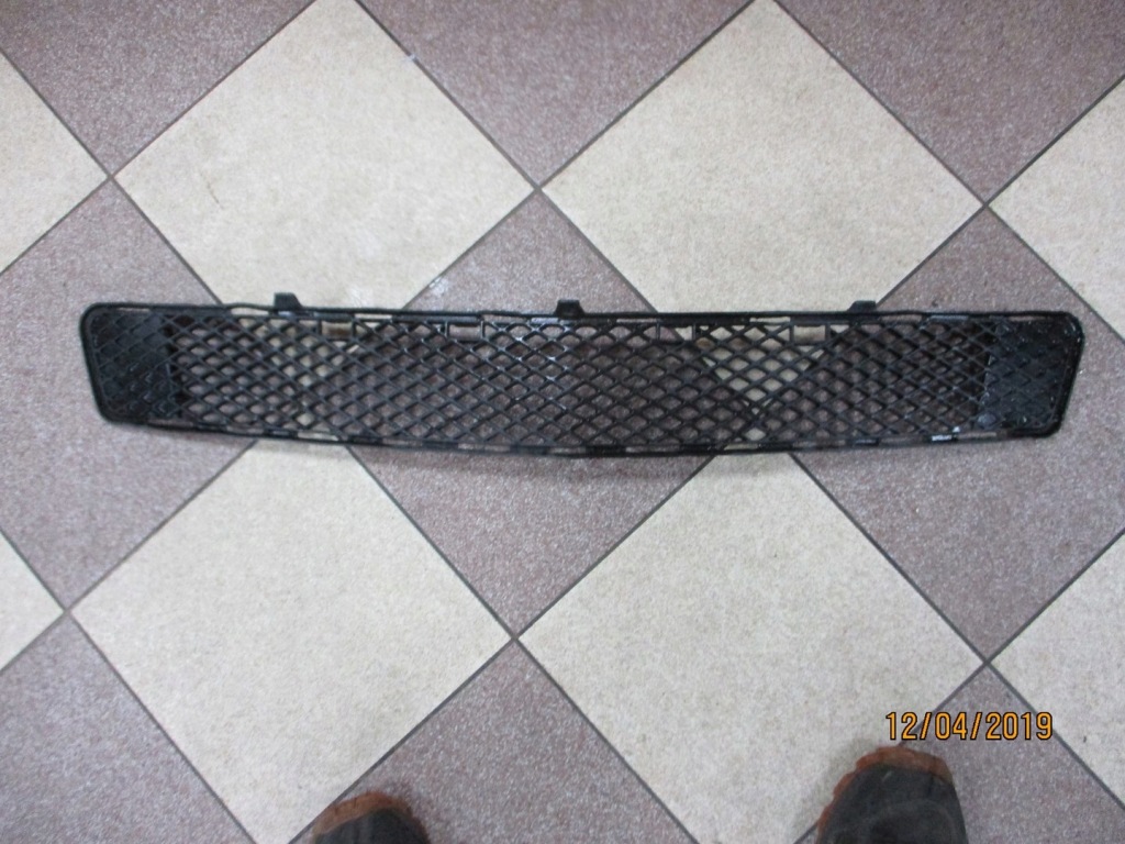 фото №1, Решётка бампера mercedes 204 a2048852123