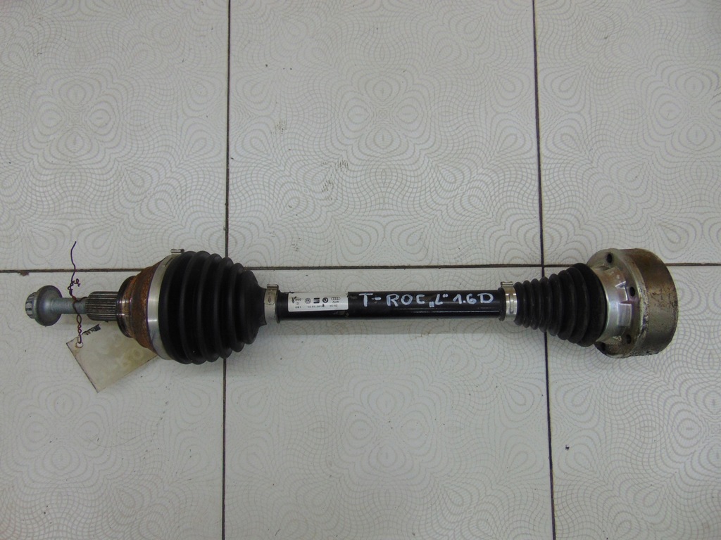 фото №1, Приводной вал левая vw golf vii 5g0 5q0407271cb