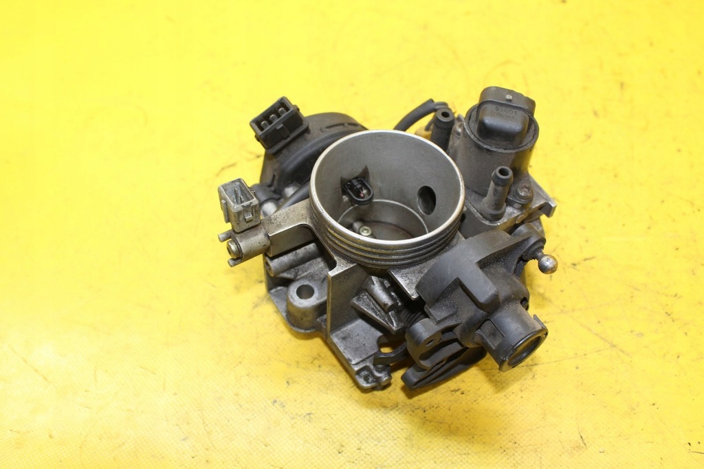 фото №1, Дроссельная заслонка peugeot 306 2.0 16v 71672721