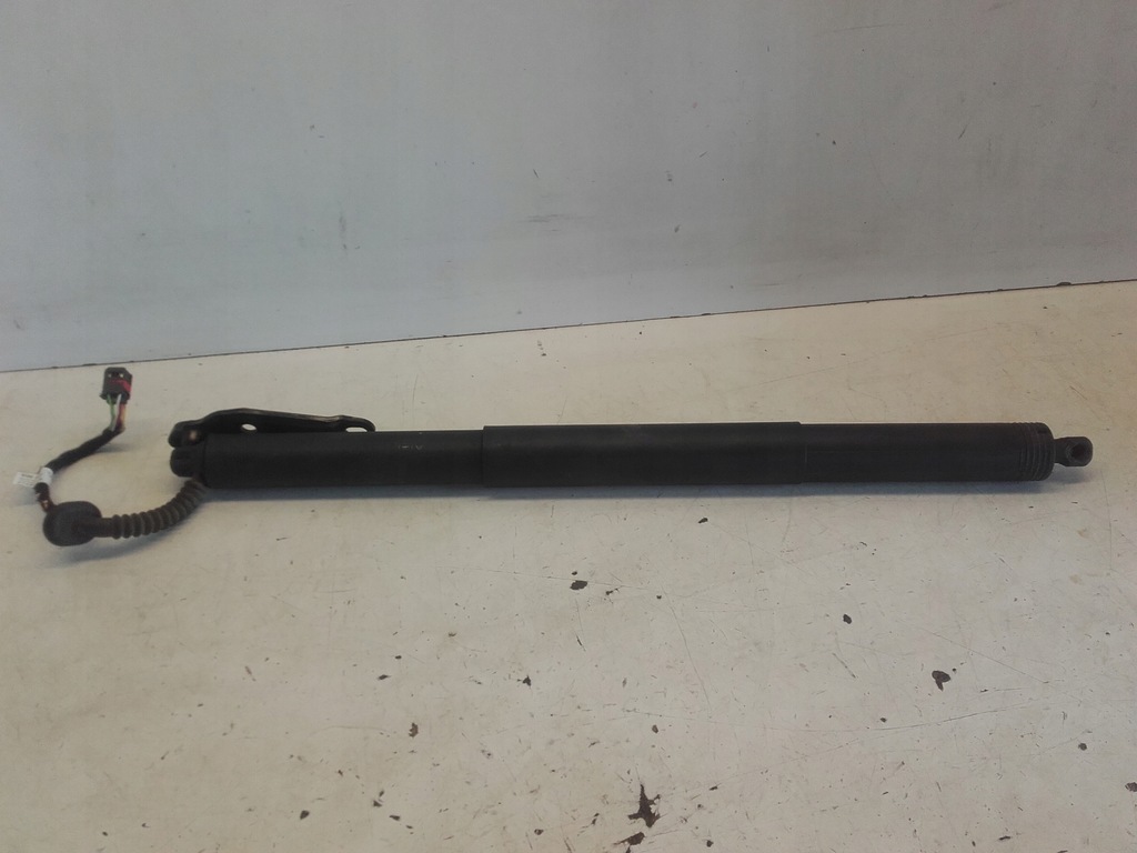 фото №1, Audi q5 80a привід амортизатор кришки задня