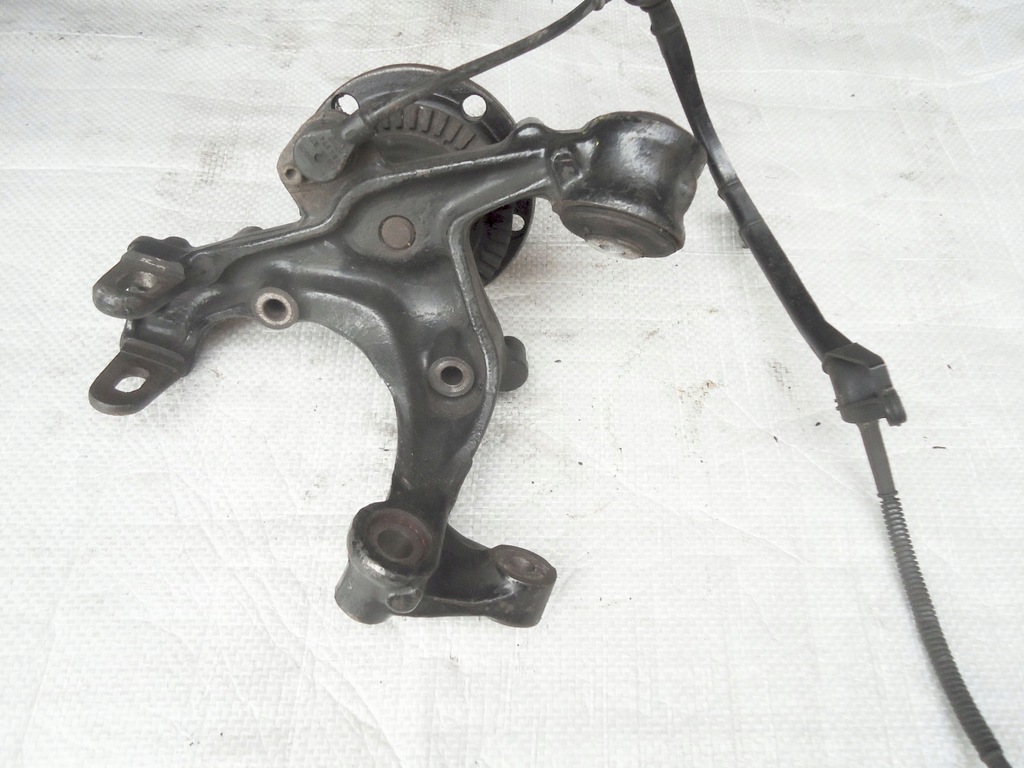 фото №1, Audi a4 b7 поворотний кулак задня ліва оригінал