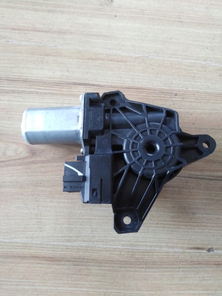 фото №1, Mercedes ml w166 моторчик стекло pr. задняя 784