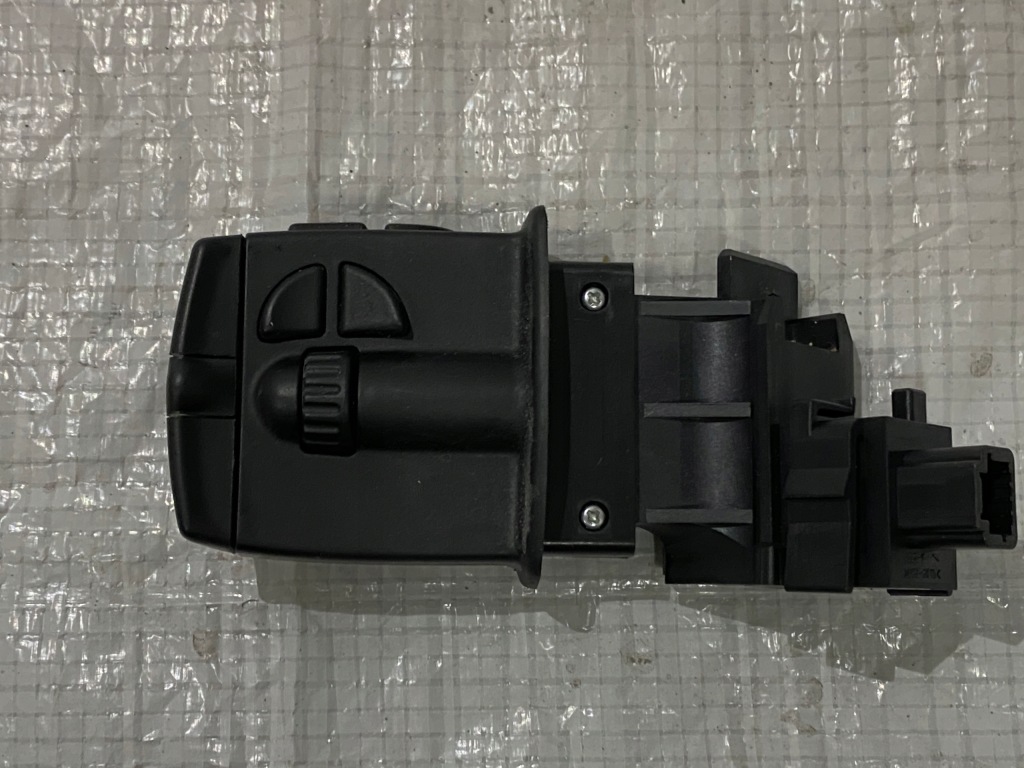 фото №3, Scenic iii перемикач панель радіо 255520013r-c