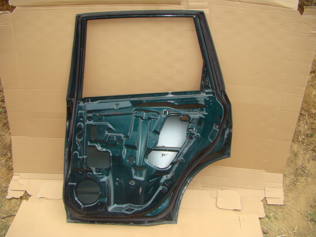 фото №3, Subaru forester 08-2012r .дверь правое задние r2