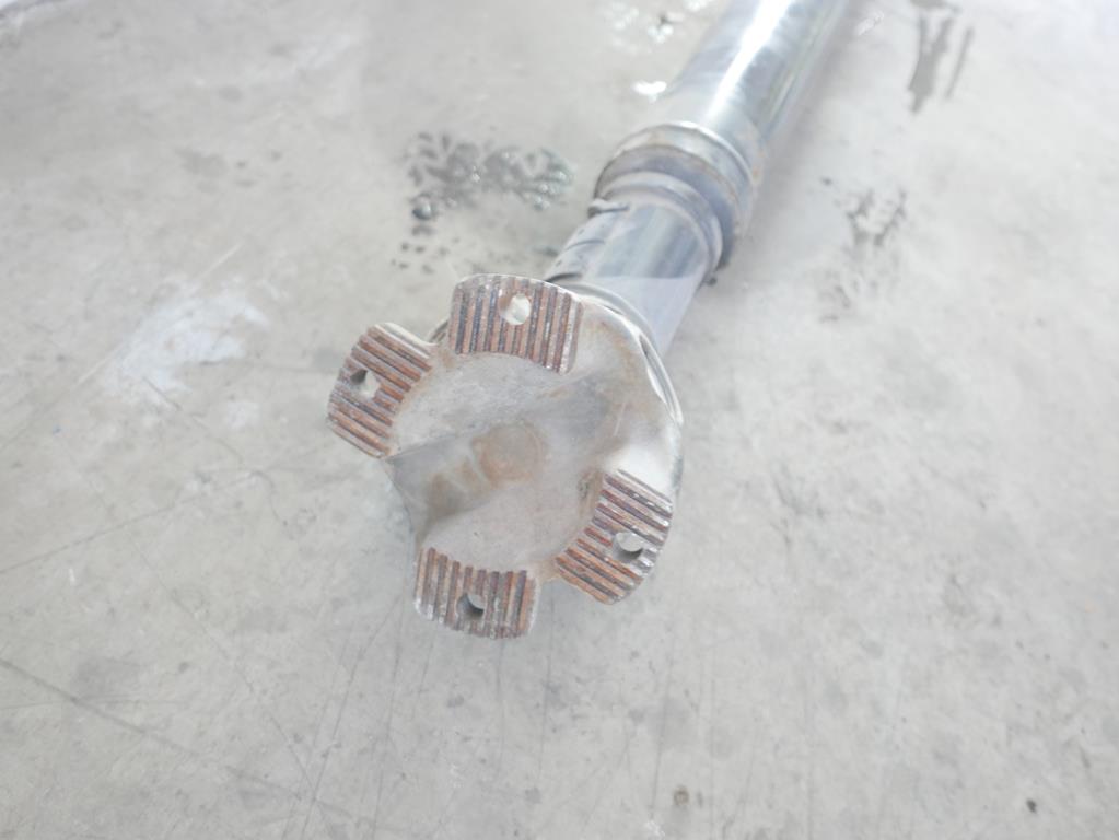 Wał привідний 181cm renault premium 370 dci Ціна