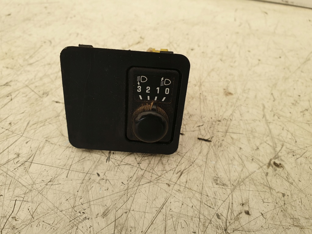 фото №1, Переключатель регулировки света nissan almera n15