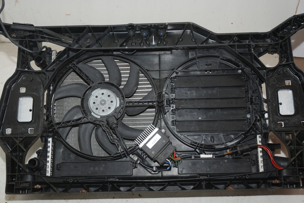 фото №5, Audi a4 b8 a5 8t pas передний радиатор вентиляторы балка