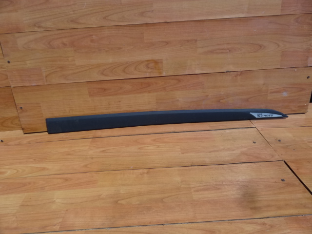 фото №1, Suzuki sx4 s-cross 2017 молдинг двері правий перед