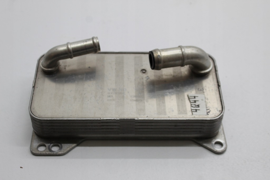 фото №1, Vw t-roc радиатор масла 06c317019c