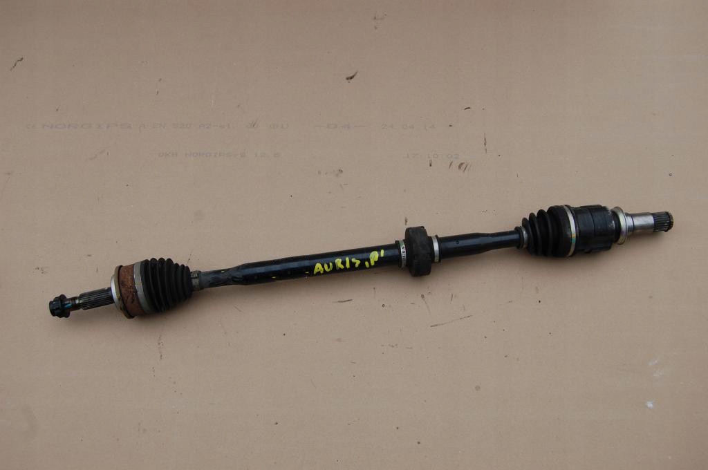 фото №1, Привідний вал półośka права toyota auris 1/8 vvti 2014