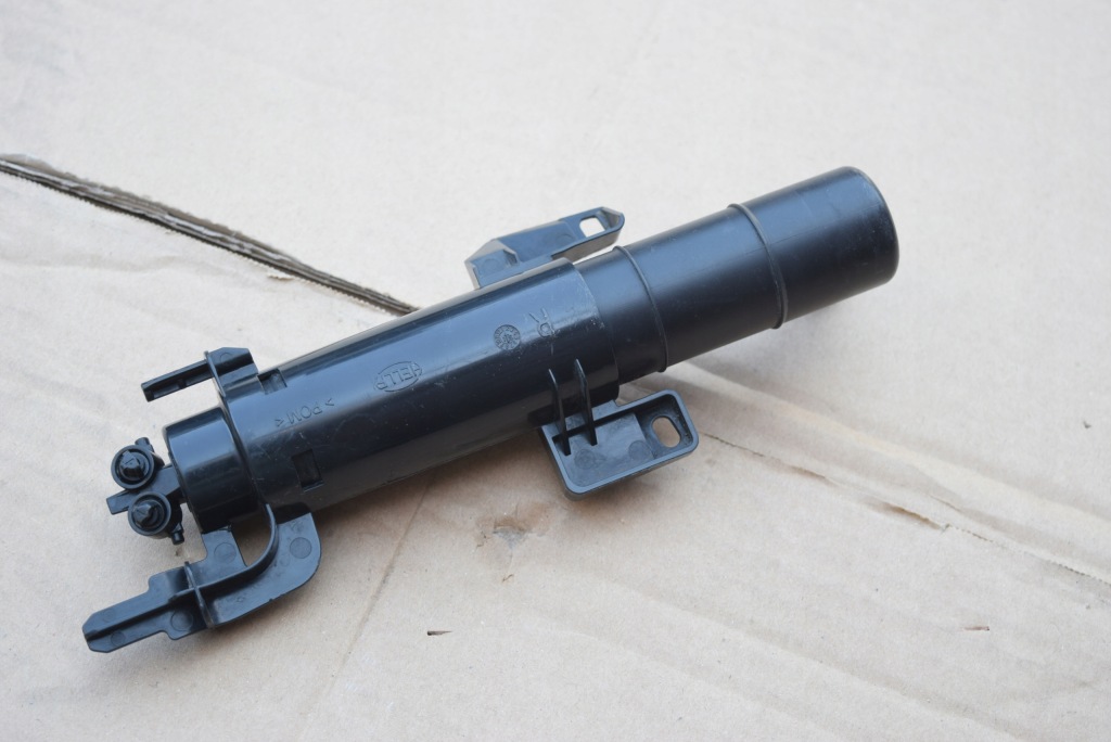 фото №1, Skoda superb ii lift омыватель правый 3t0955978a