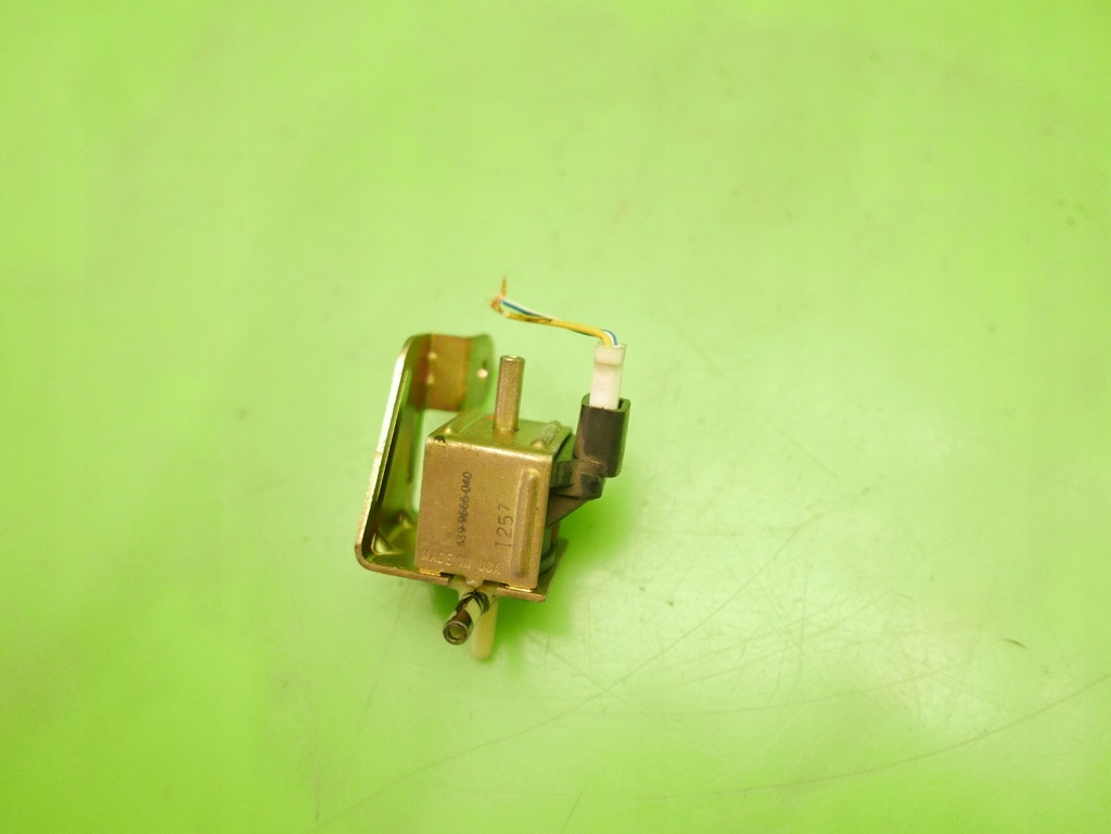 фото №5, Клапан вакуумa обдув opel omega b kombi 94-