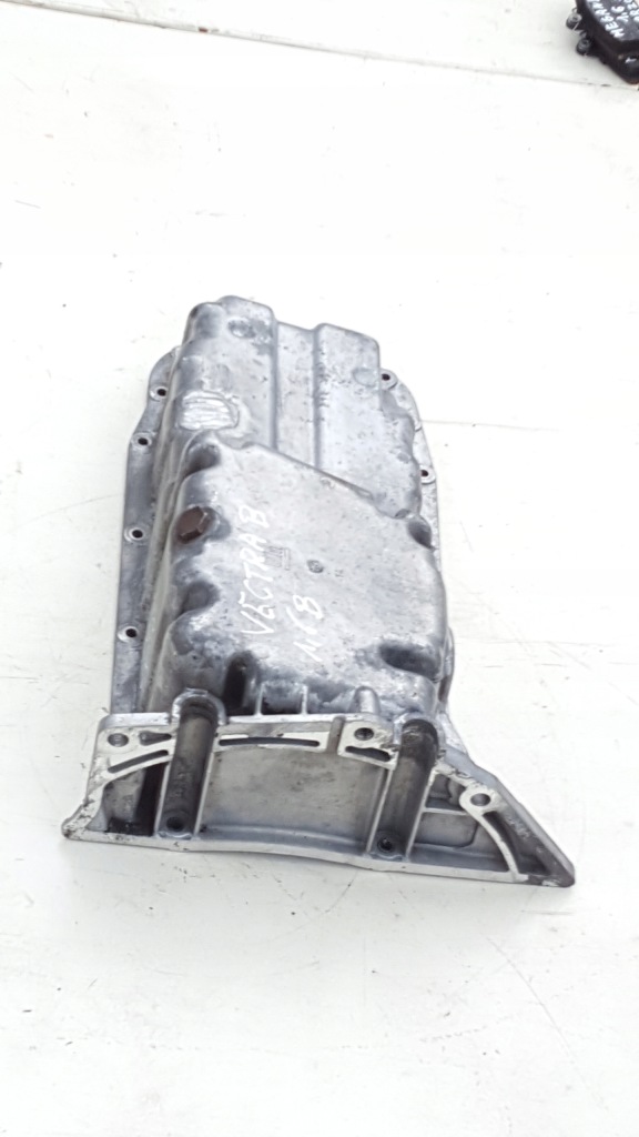 Vectra b 1,6 b ....піддон масляна r90400134 Оригінал