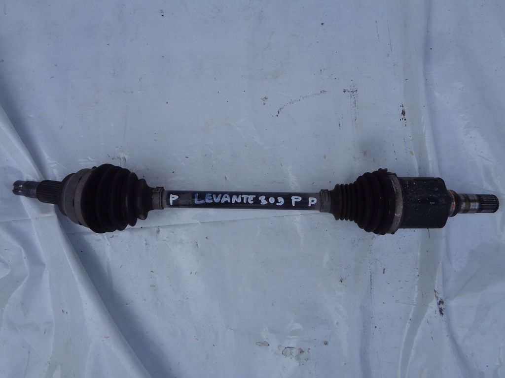 фото №1, Привідний вал права maserati levante 3.0d