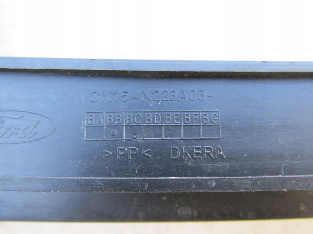 фото №2, Направляющая направляющая стекло перед правая ecosport 2014 r