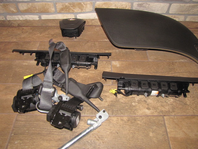 фото №1, Opel ampera 4 x подушка безопасности + 2 x pas с натяжитель