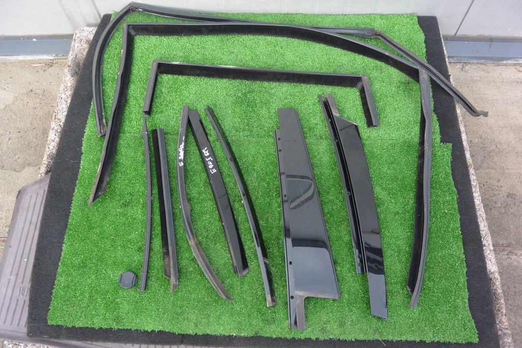 фото №1, Молдинг захист двері праве перед задня bmw x5 e70