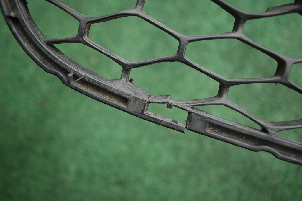 фото №7, Hyundai h1 середня решітка бампера решітка радіатора