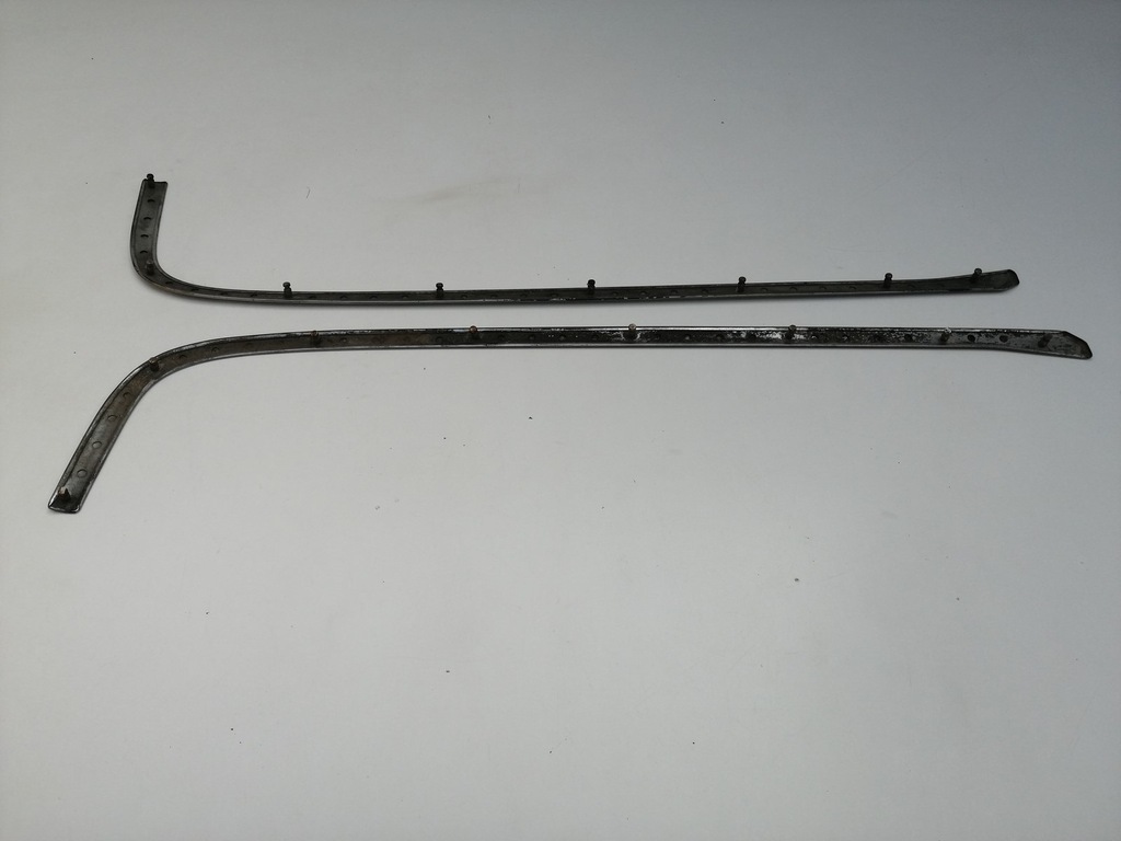 фото №9, Mercedes 124 kombi молдинг бампера левый задняя хром