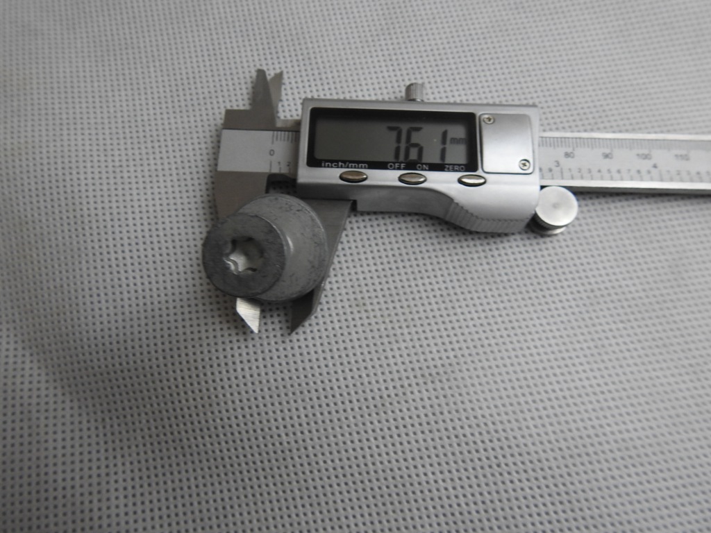 Болт капота fiat ulysse peugeot 806 evasion в Україні