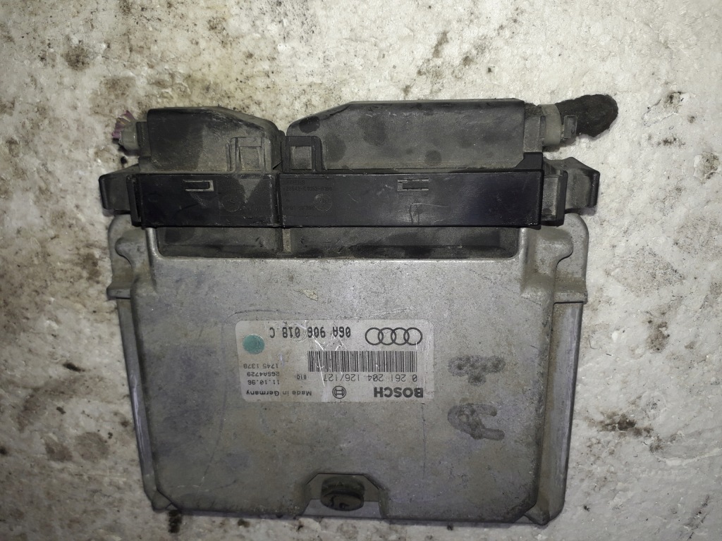 фото №1, Audi a3 бортовий комп'ютер 1.6b 06a906018c