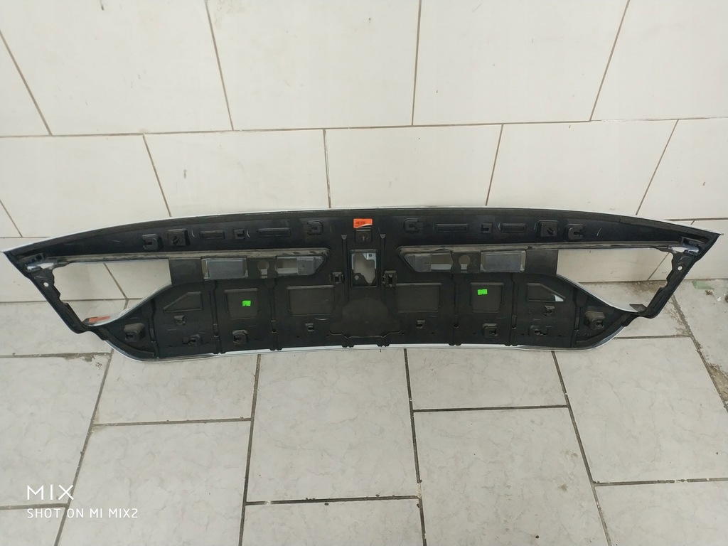 фото №5, Renault megane iv 4 sedan накладка кришки задня задній