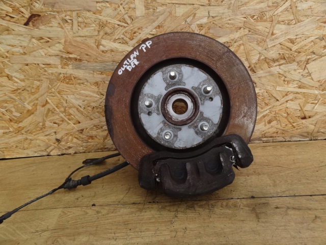 фото №1, Outlander iii 14r 2,2 did поворотный кулак передняя правая