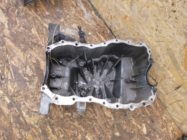 фото №3, Поддон масла масляная renault nissan 8200318813