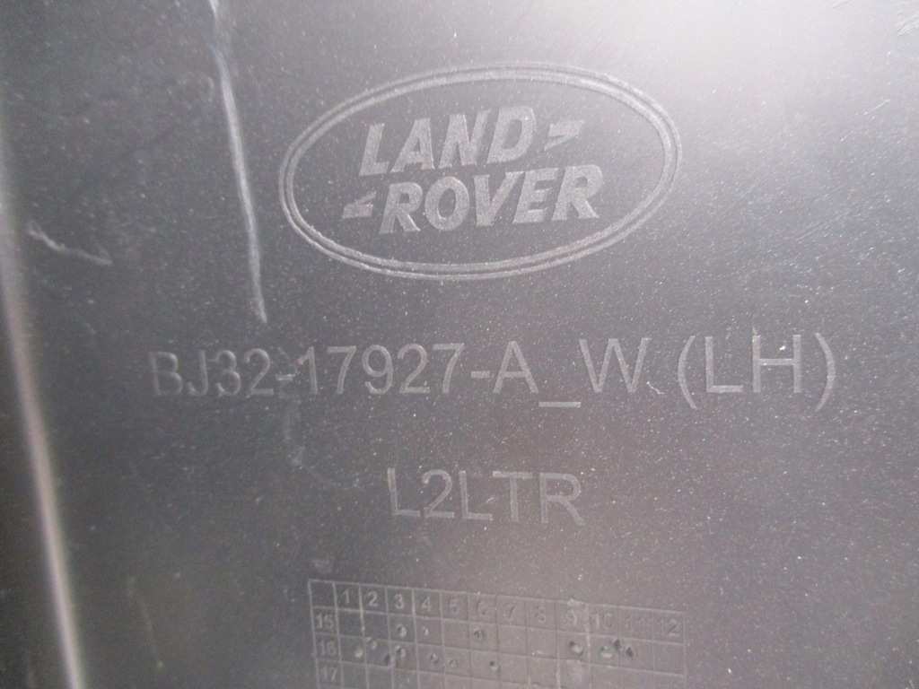 фото №7, Land rover evoque уголок левый бампер задняя