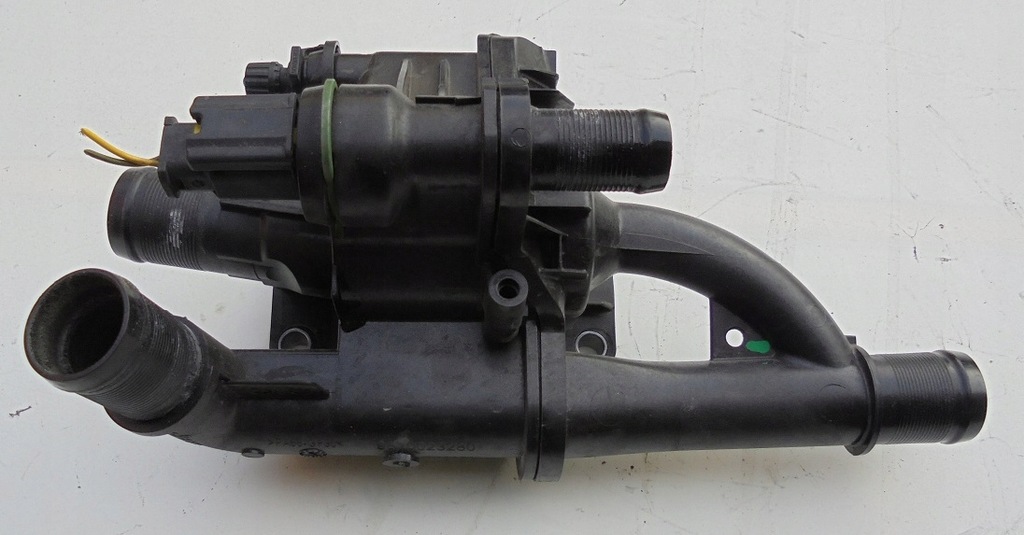 фото №1, Kuga mk2 lift 1.5tdci корпус термостата термостат