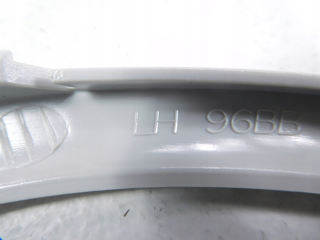 фото №6, Ford оригінальний номер 1050245 рамка корпус лампи протитуманної фари