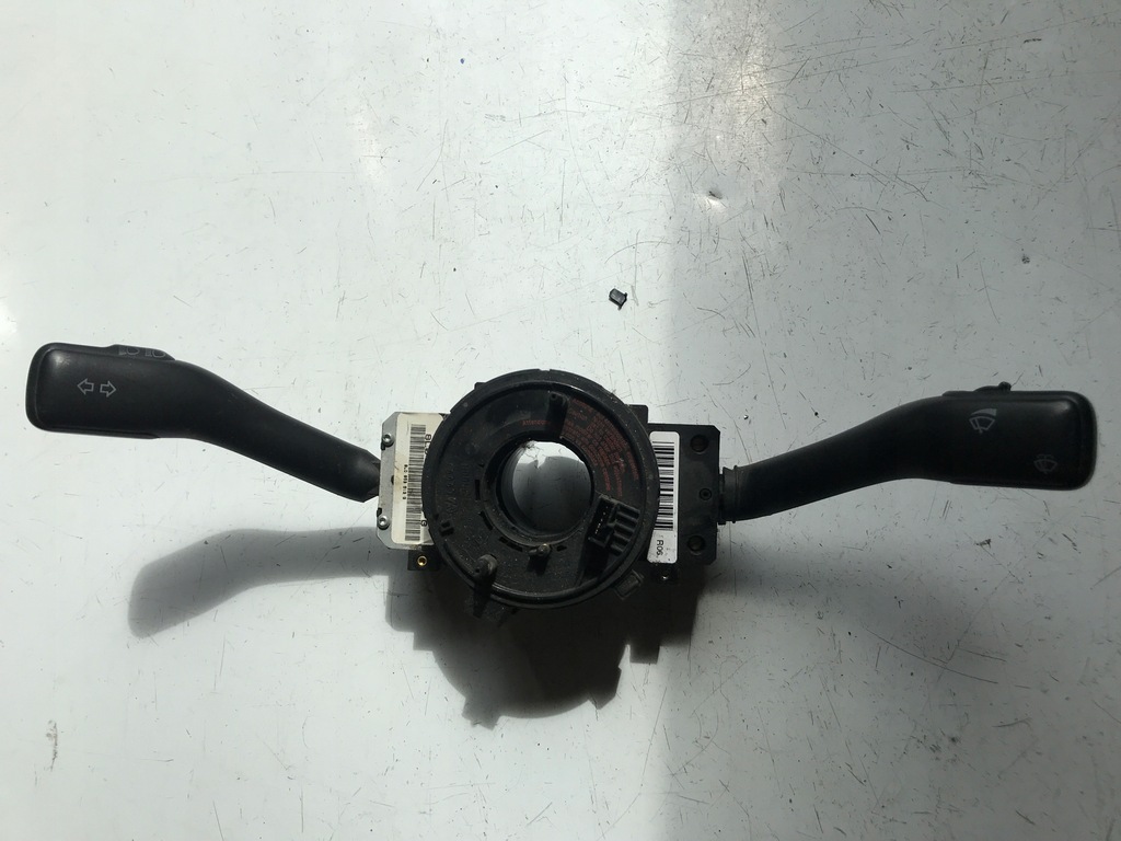 фото №1, Перемикач комбінований стрічка перемикачі passat b5 audi