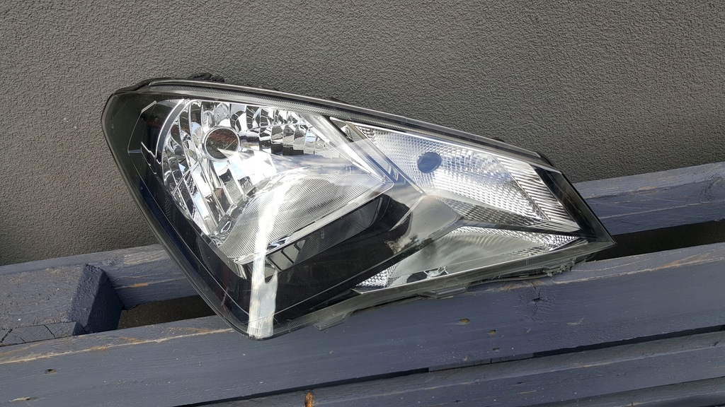 фото №1, Лампа правая правый перед передняя seat mii 1sl 1s r