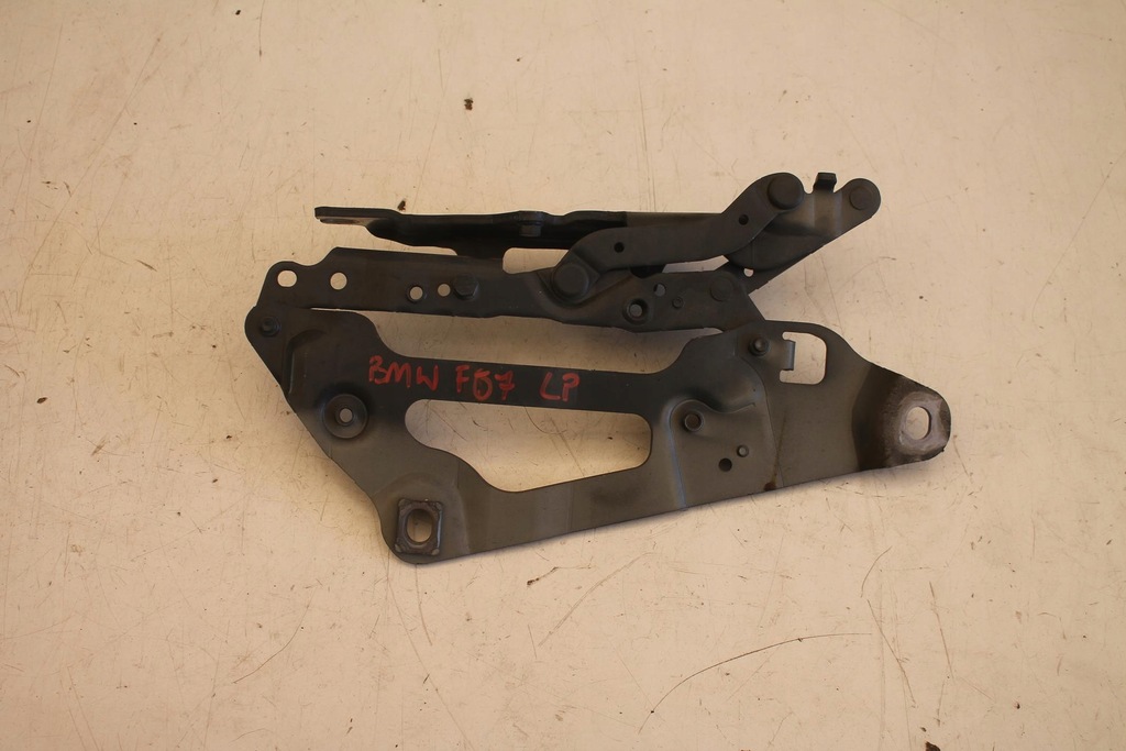 фото №1, Петля капот лівий перед 7046323 bmw f07 gt